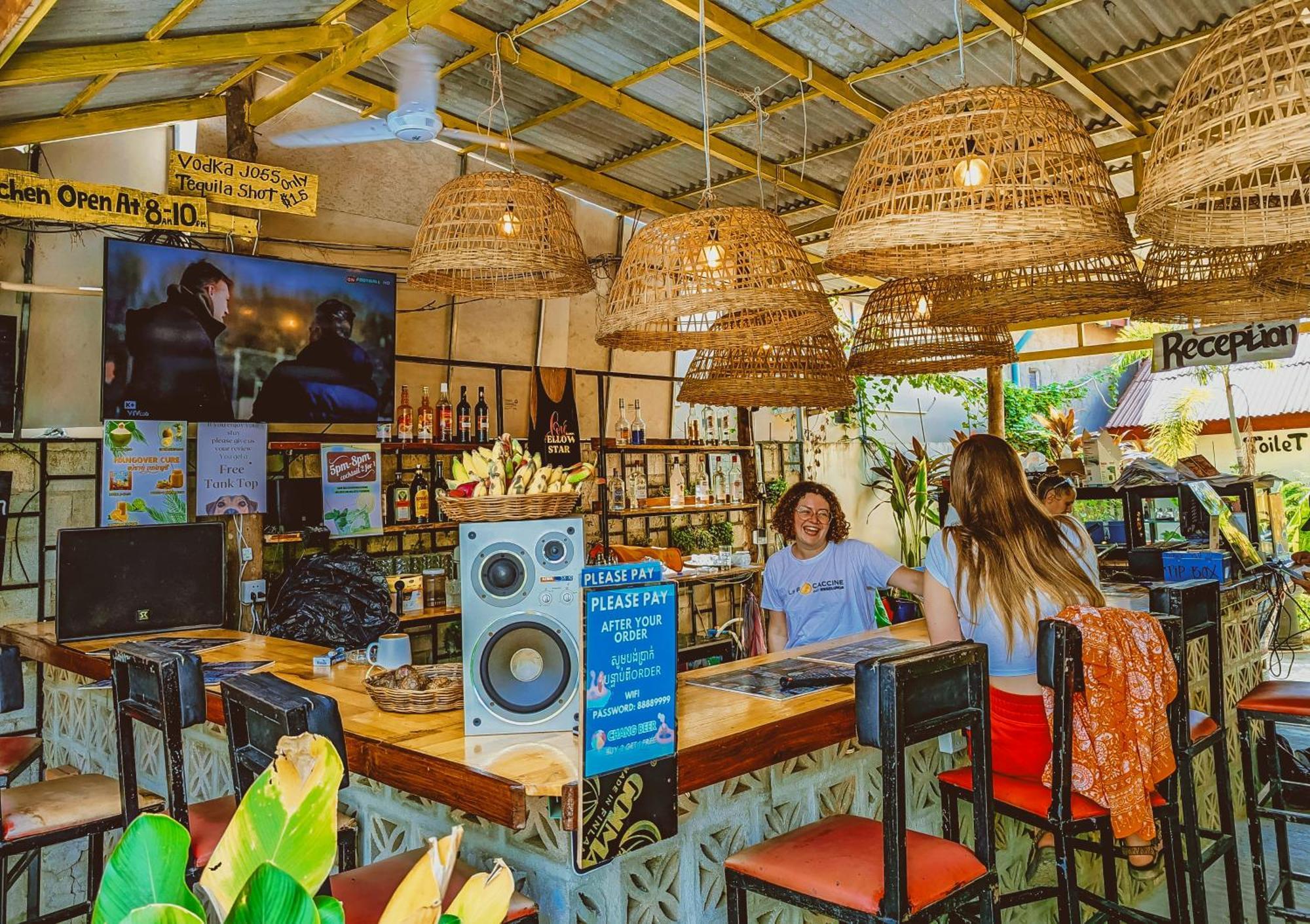 Yellow Star Hostel Kâmpôt Zewnętrze zdjęcie