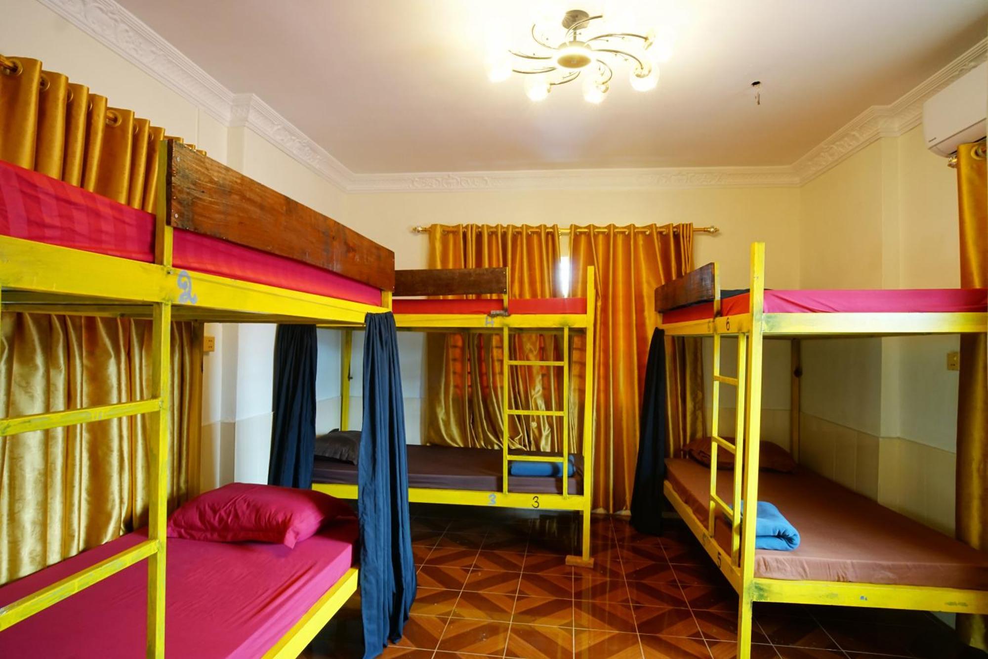 Yellow Star Hostel Kâmpôt Zewnętrze zdjęcie